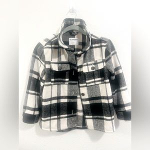 Old Navy plaid Shacket. Girls size 8 (M)